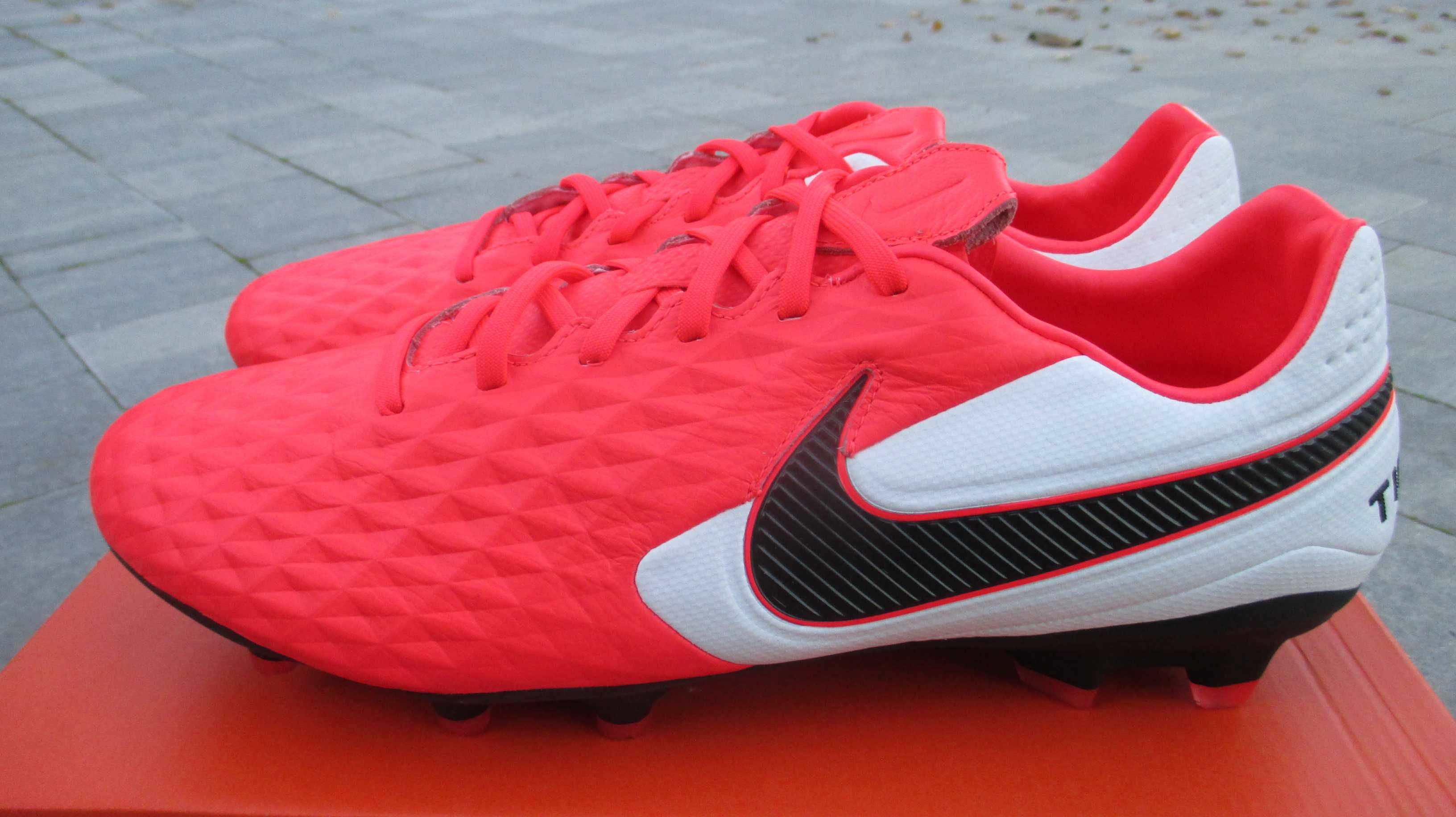 Nike Legend 8 PRO FG rozm 45,5