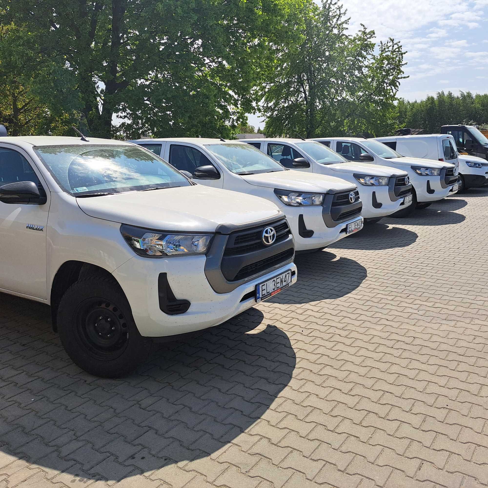 TOYOTA HILUX dla Twojej firmy - wynajem długoterminowy - wypożyczalnia