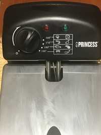 Фритюрница Princess 2200 Вт