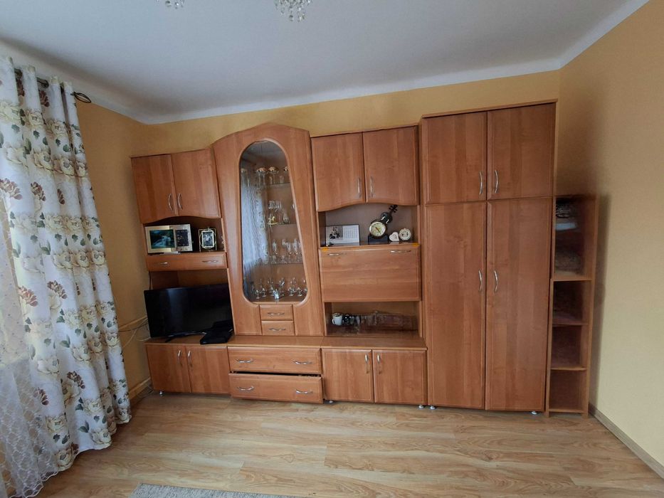 Sprzedam szafę, zestaw szaf, witryna + GRATIS