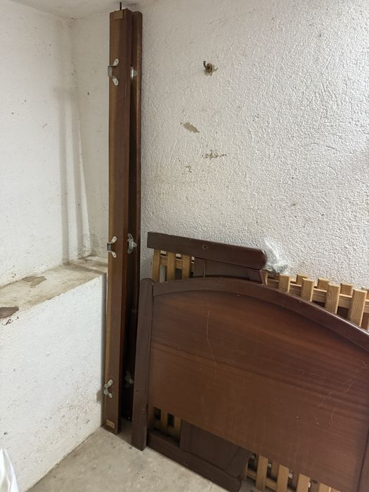 Cama de solteiro + Colchao