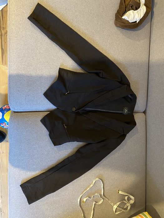 Czarna marynarka House S 36 asymetria