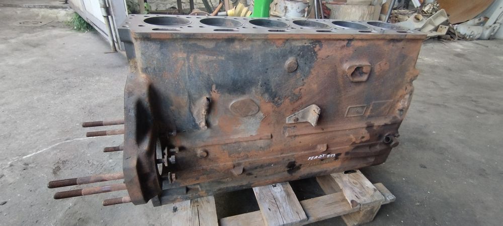 Blok silnika Fendt 514 / Renault 155.54