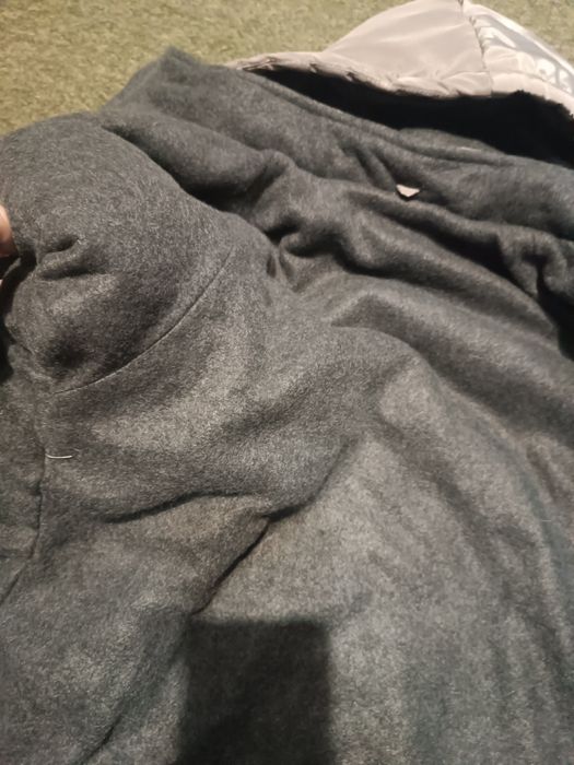 Куртка тепла легка