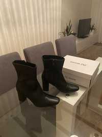 Botas Pretas Tamanho 36