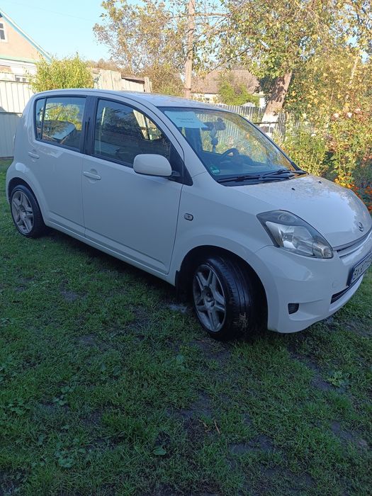 Дайхатсу Сіріон (Тойота пассо)