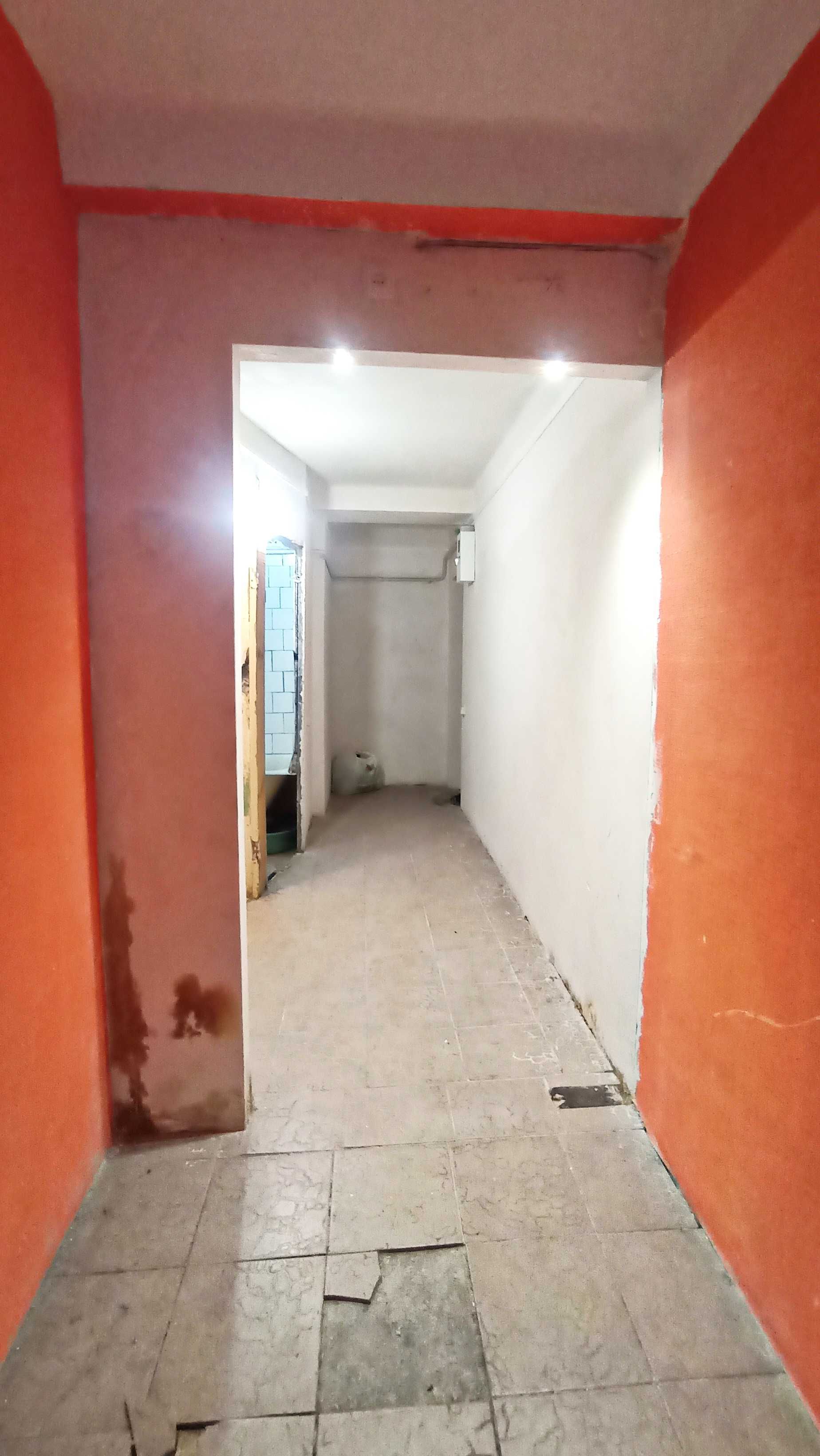 Продаж 2  кімн. квартири на вул . Кибальчича, 8а за 36 500 дол