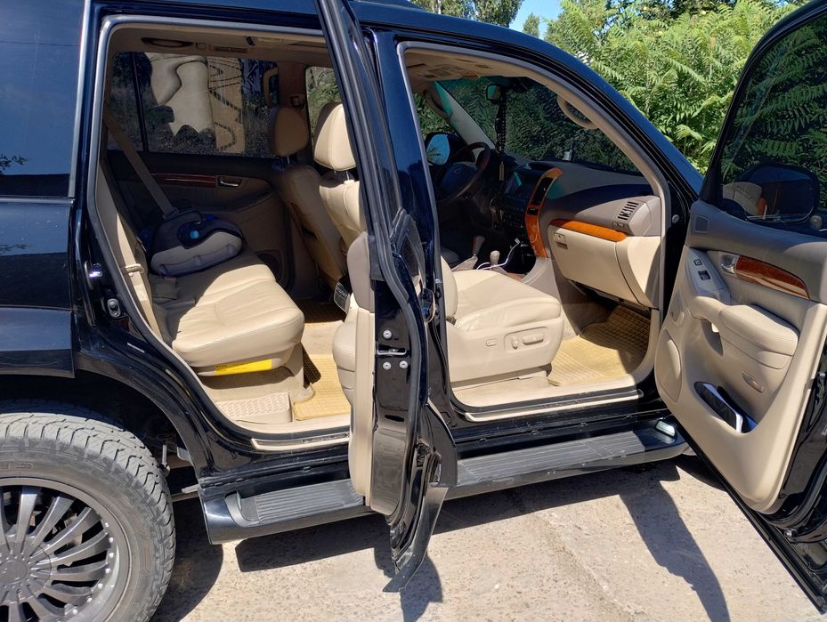 Продам лексус GX 470