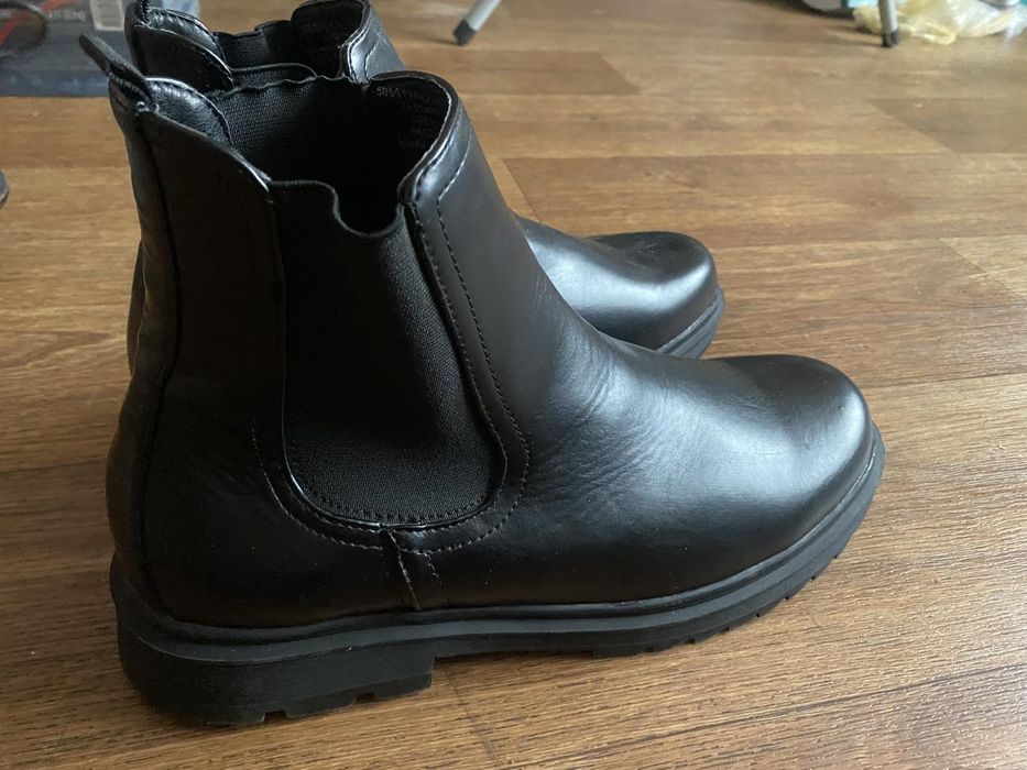 Кожаныи качественно ботинки бутси сапожки мужскии 41р.