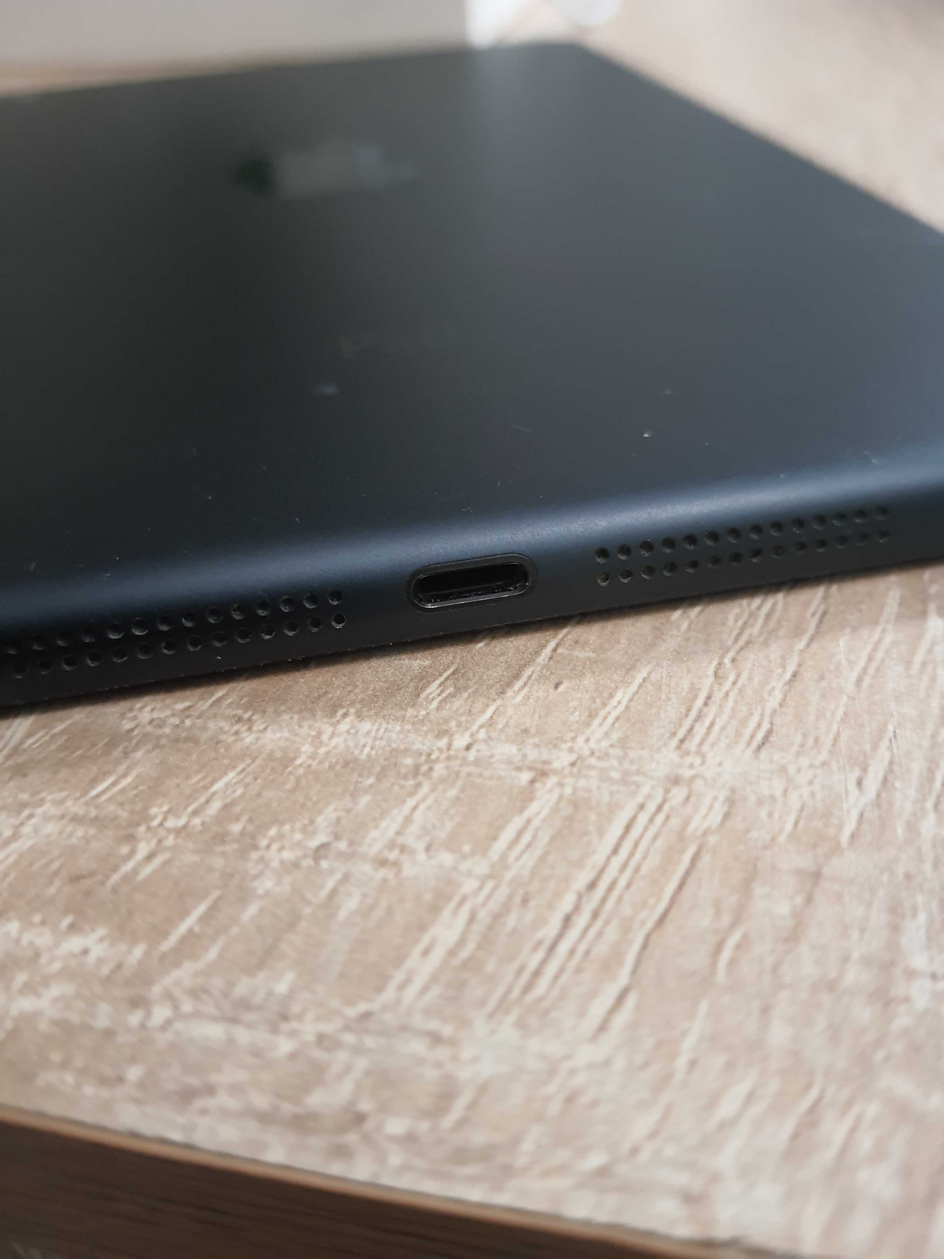 Планшет Apple iPad mini Wi-Fi 16 GB / A1432