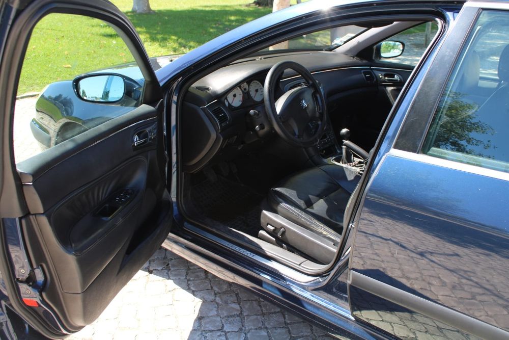 Peugeot 607 2.2HDi 133 Azul Sedan