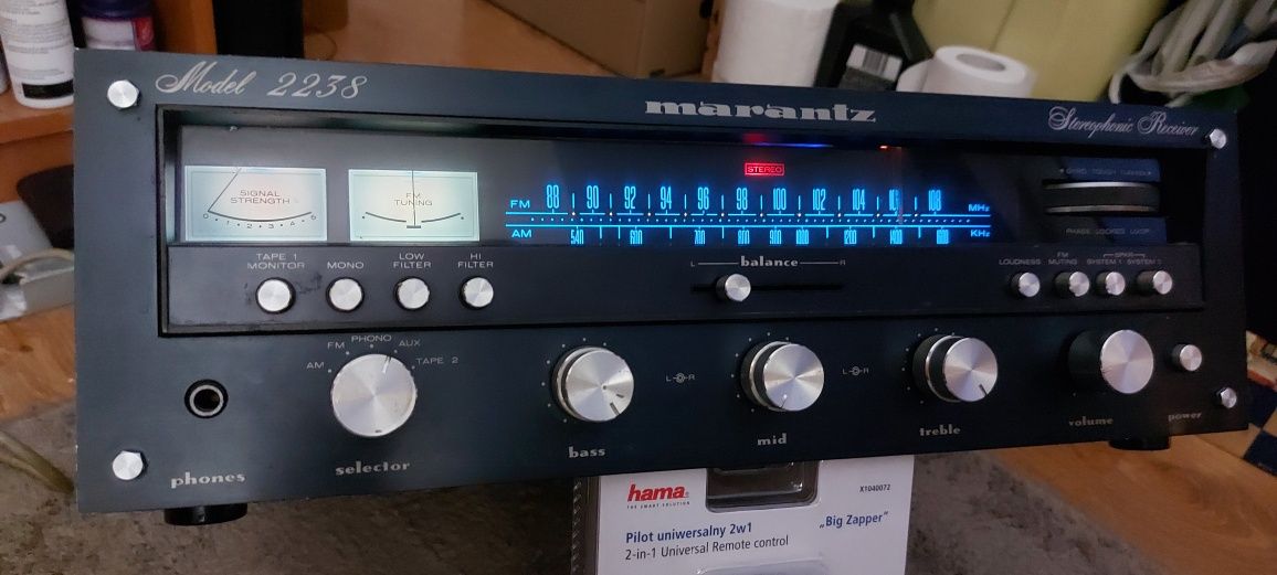 Amplituner marantz  model 2238  stan idealny