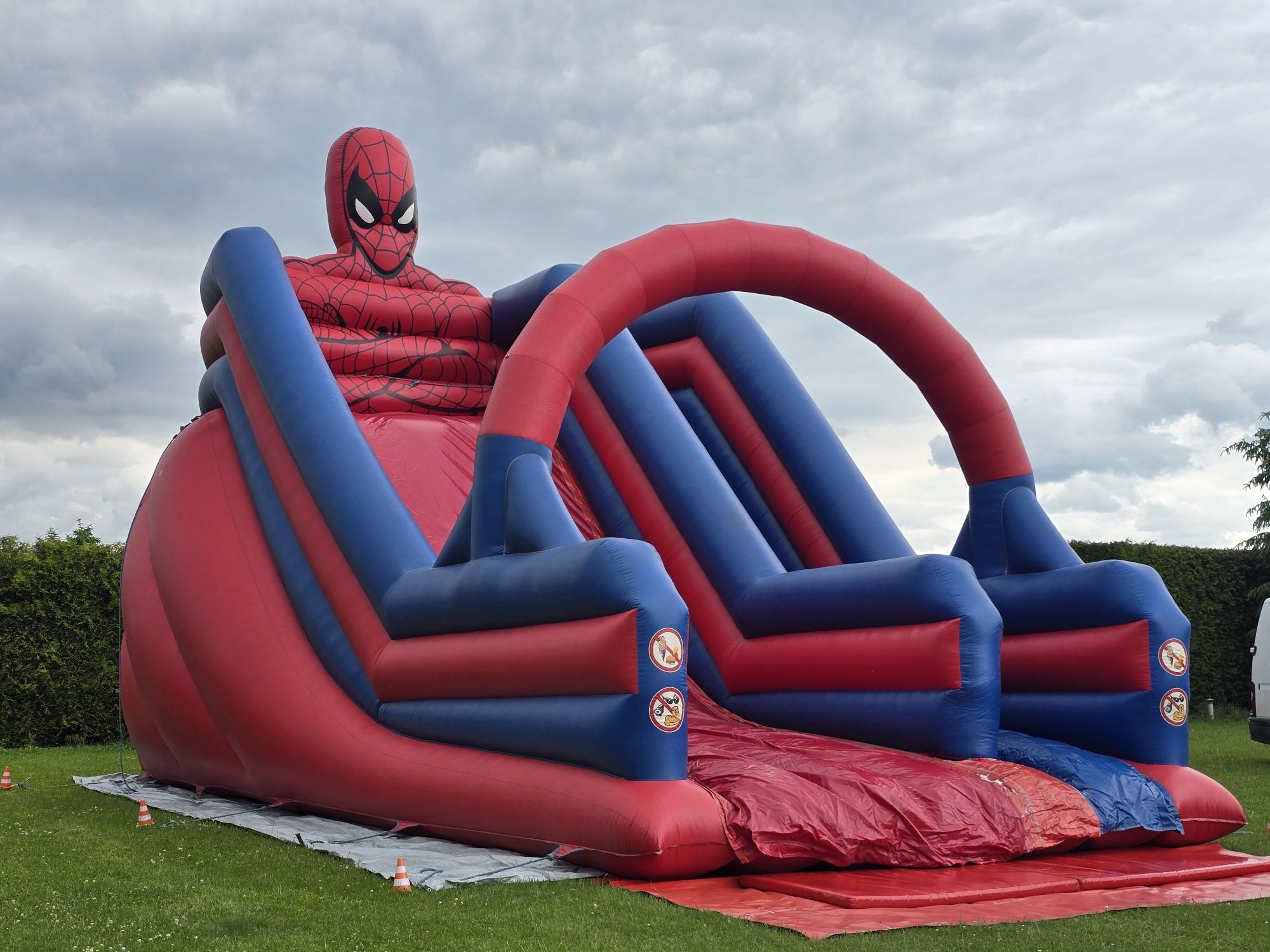 Sprzedam dmuchańca VIV zjeżdżalnia dmuchana Spiderman dmuchaniec VIV