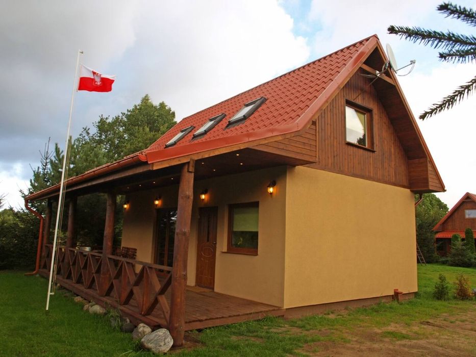 Domek z jacuzzi w Kopalinie