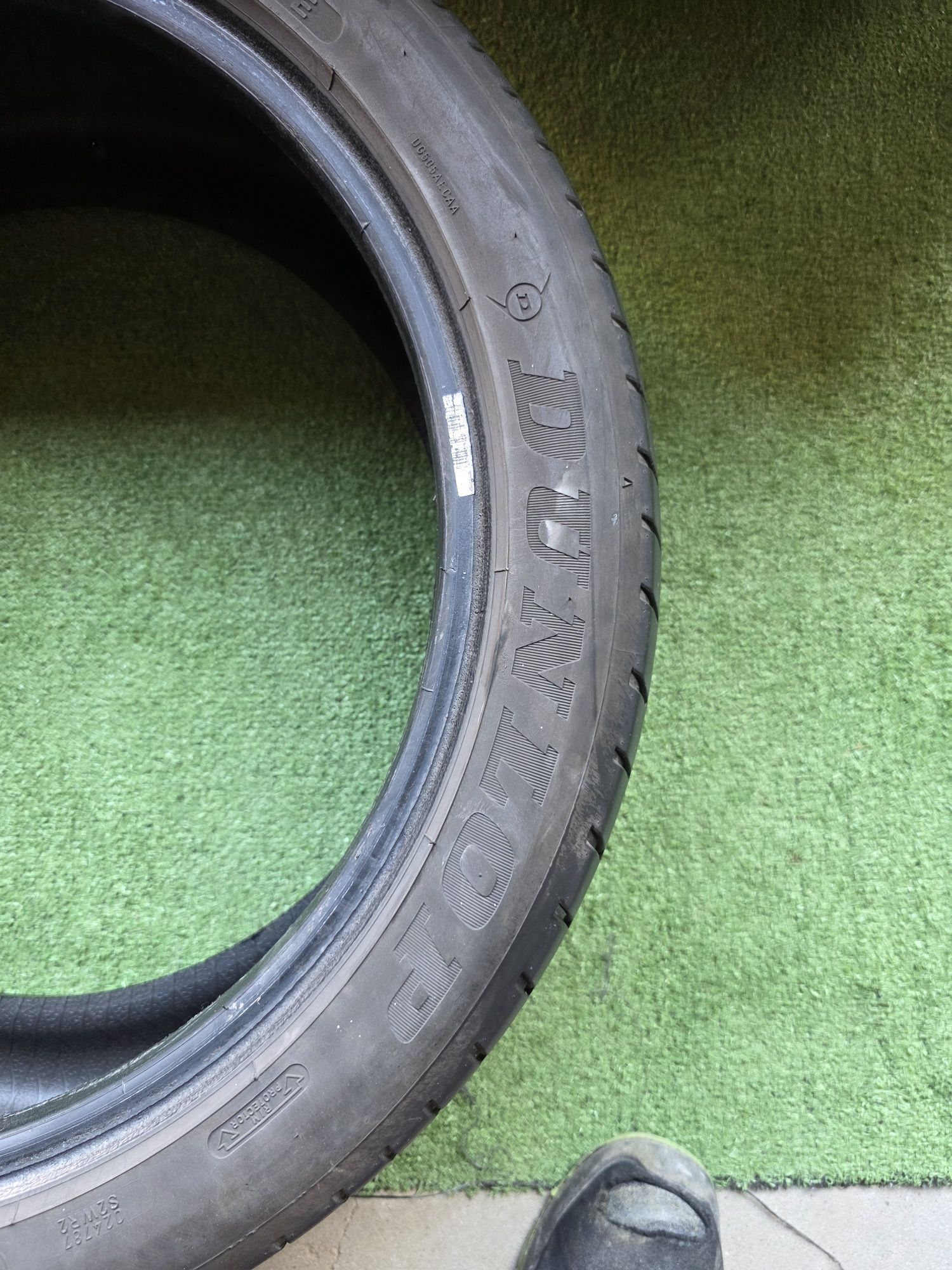 Sprzedam opony letnie Dunlop 225/45R19