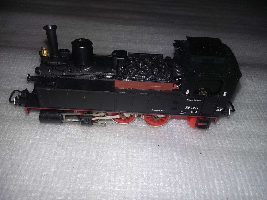Lokomotywa parowóz piko BR 89 skala H0