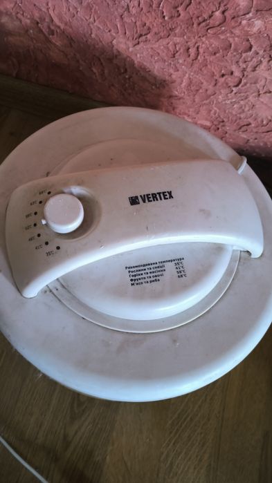 Сушарка овочів та фруктів Vertex VR7801