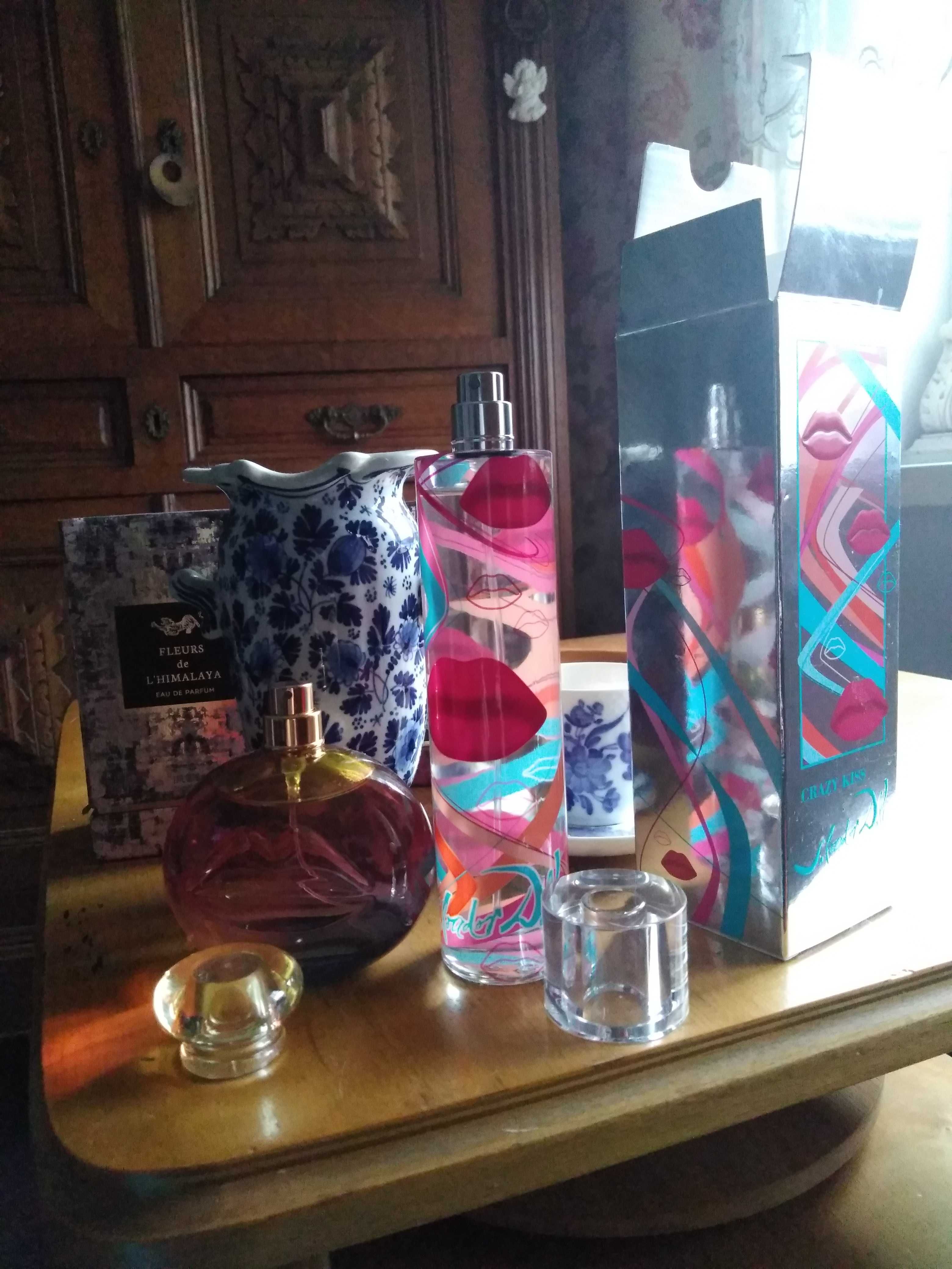 Dwa zapachy Salvador Dali. Wspaniałe i trwałe perfumy.Unikaty.