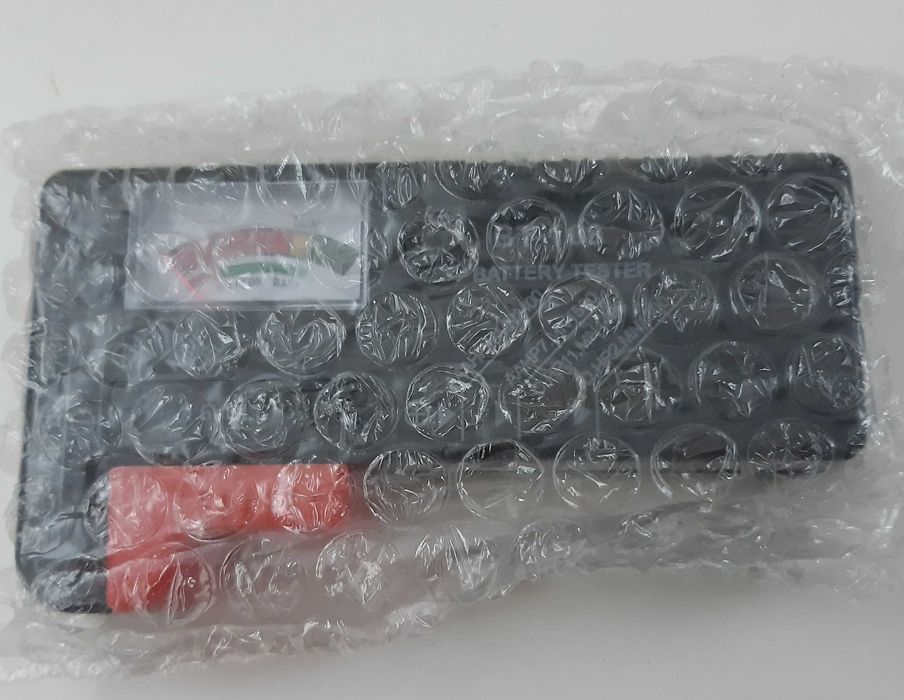 Medidor Testador Universal de Pilhas Baterias Novo