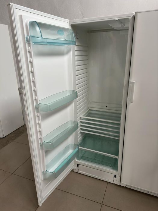 Lodówka chłodziarka do Gastro 175 cm 350 l Electrolux