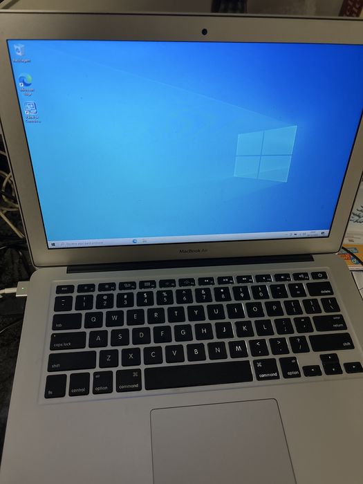 portátil MacBook Air 13”