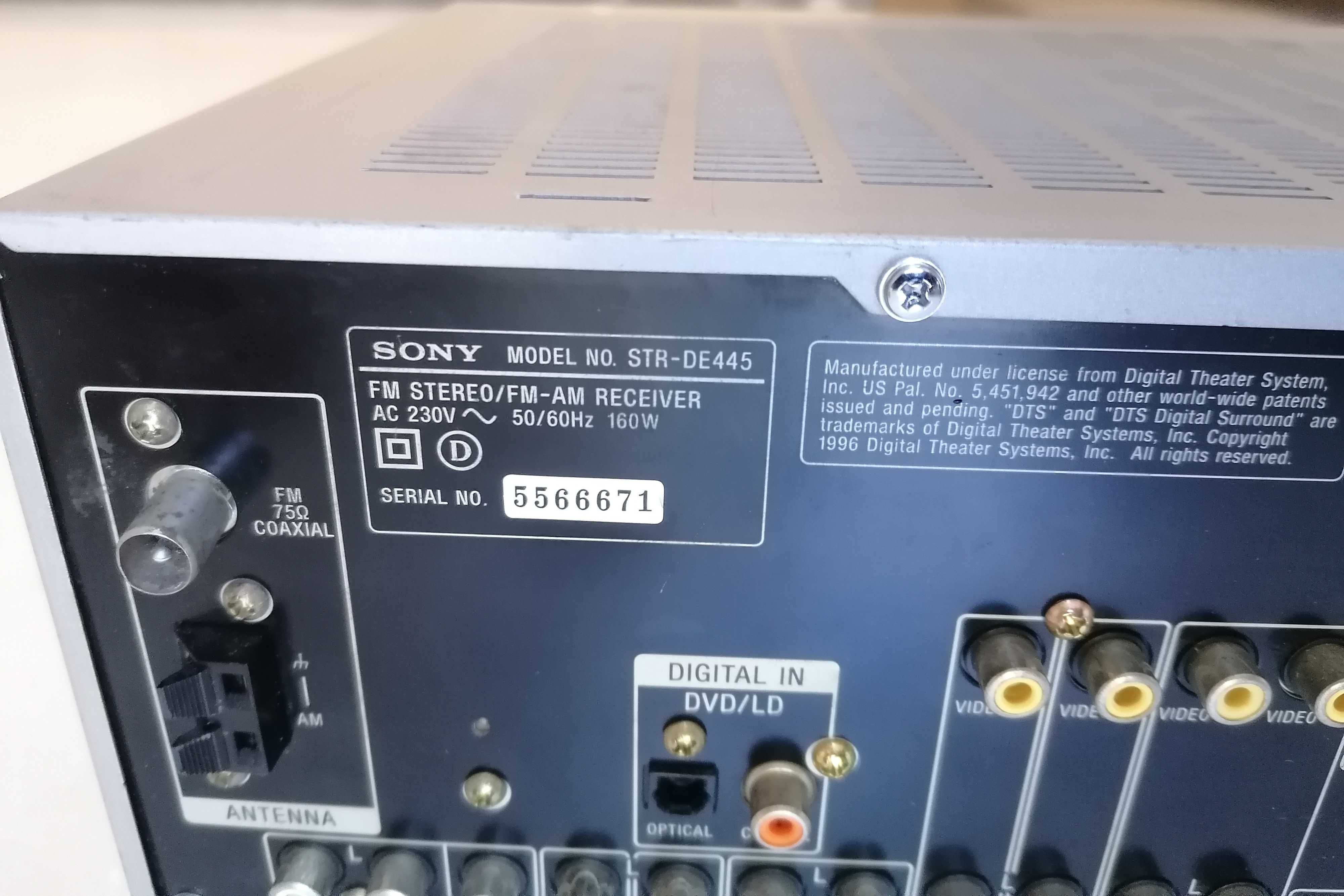 Amplificador Sony STR-DE445 com comando
