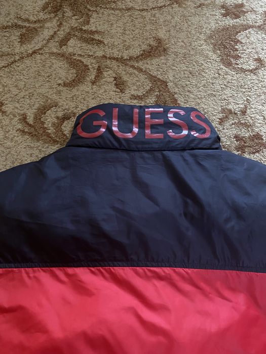 Пуховик Guess