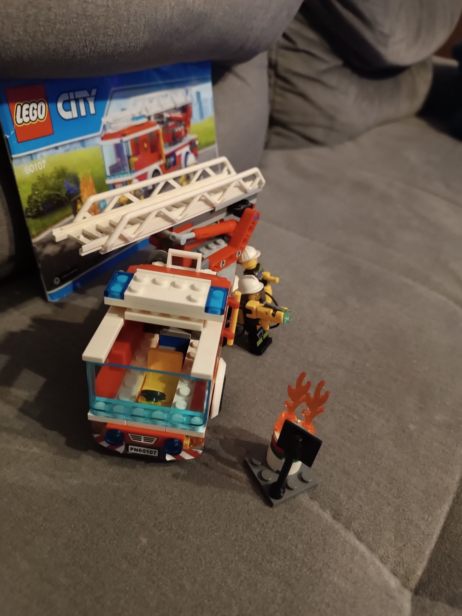 Zestaw LEGO City 60107