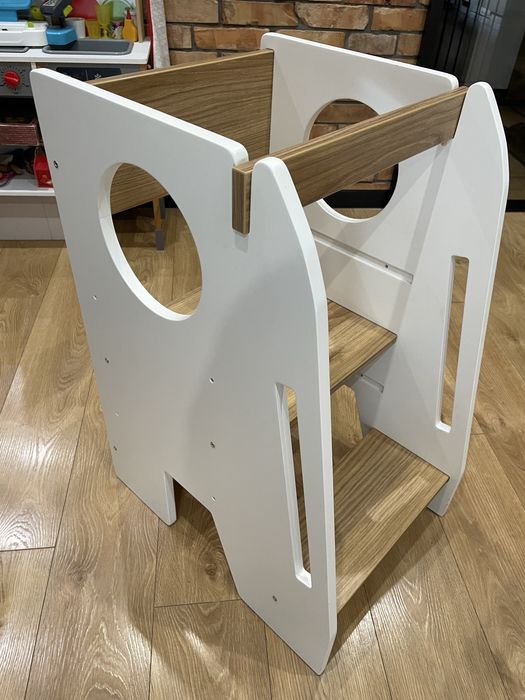 Kitchen helper regulowany