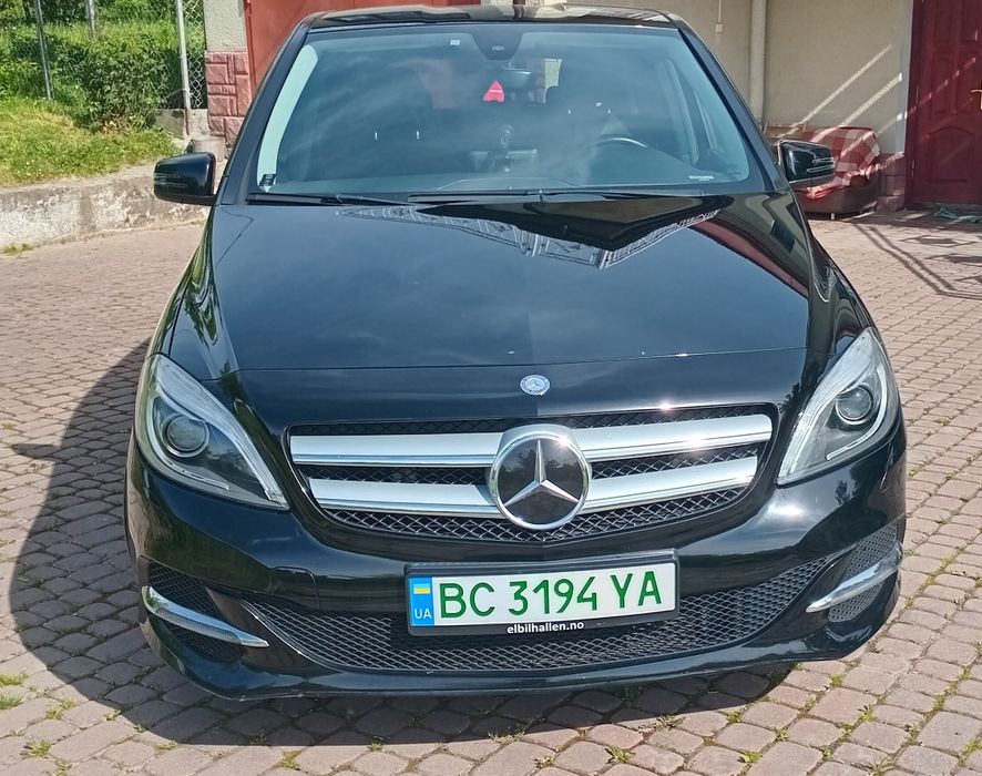 Мерседес В250е електро