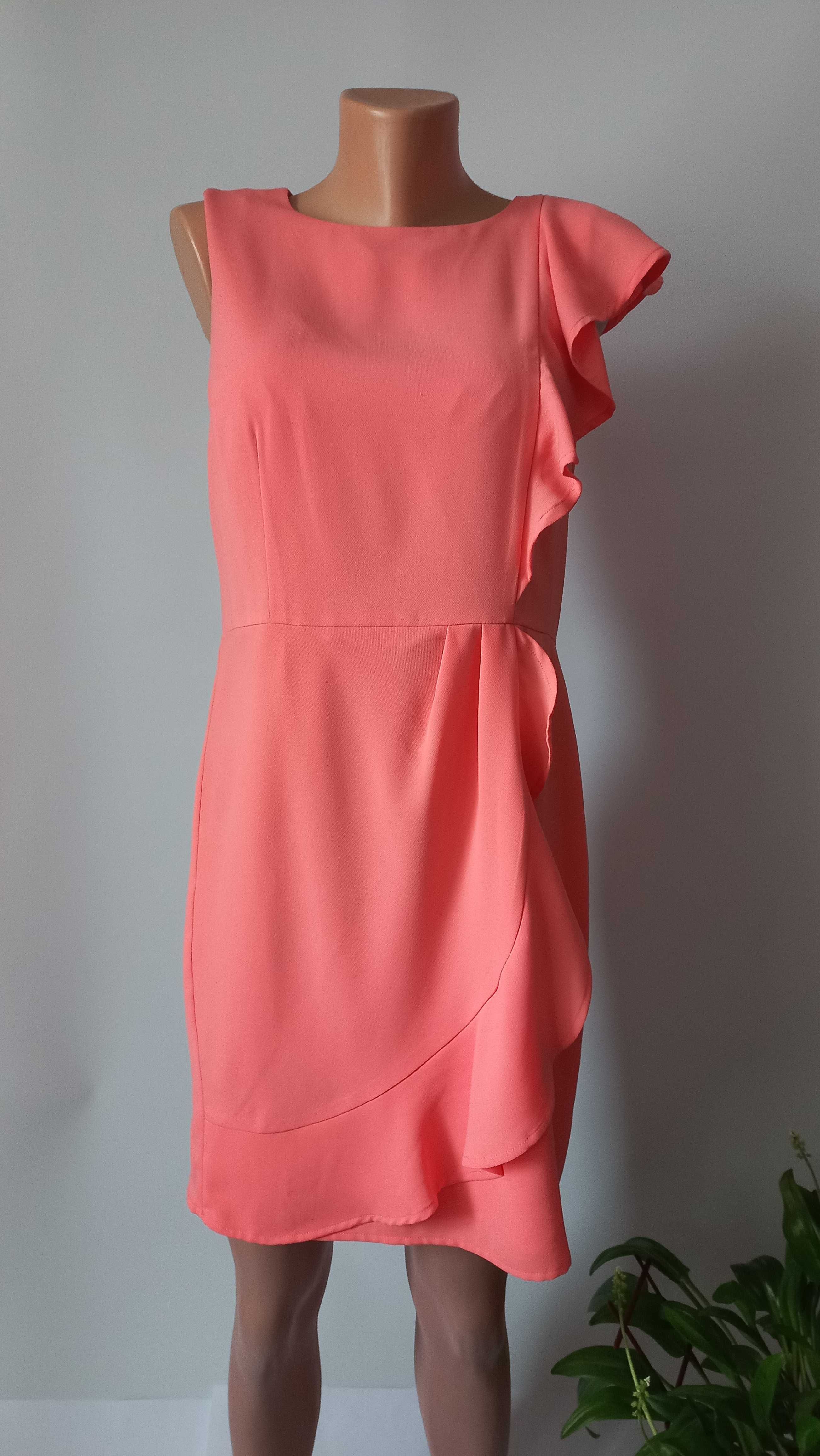 Коротка вечірня персикова сукня 48 46 розмір футляр