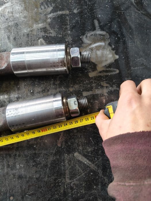 Петлі до тракторного прицепа