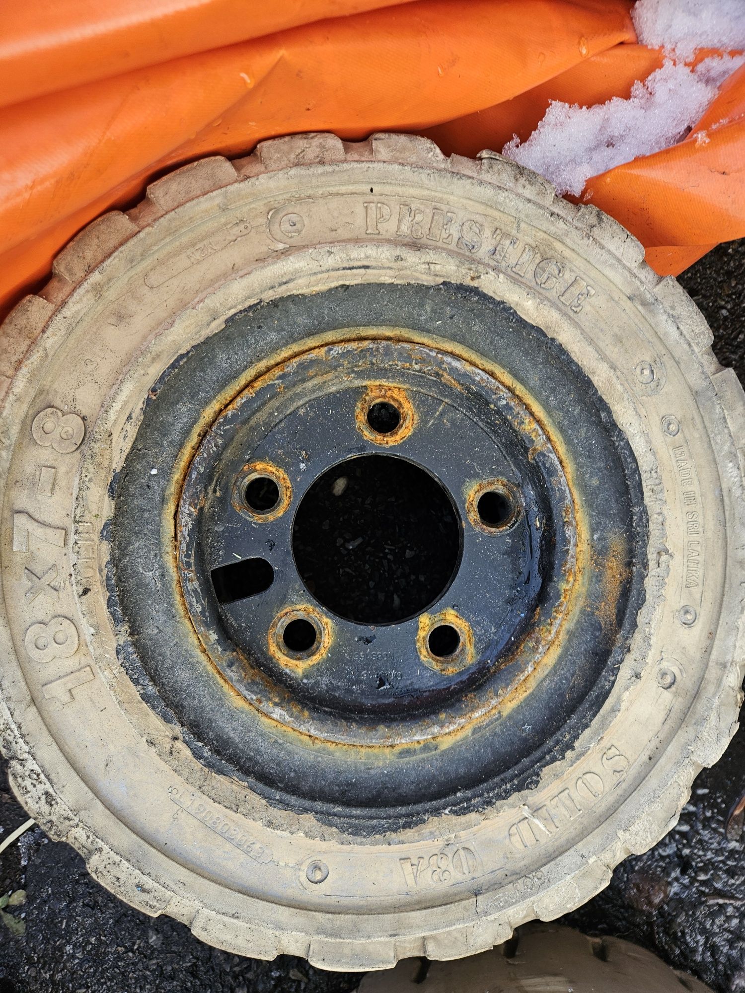 koło koła wózka widłowego opona 18x7-8 piasta 90mm