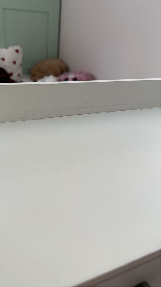 Biurko / Toaletka z wysuwanym blatem