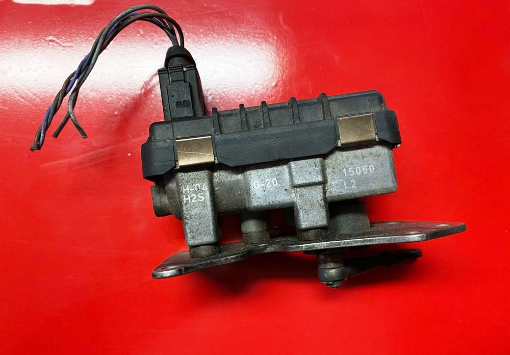 Актуатор турбіни VW Touareg GP Турбина Туарег таурег розборка