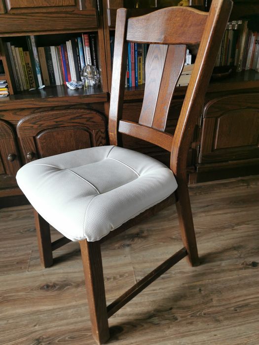 Stare, gabinetowe krzesło holenderskie