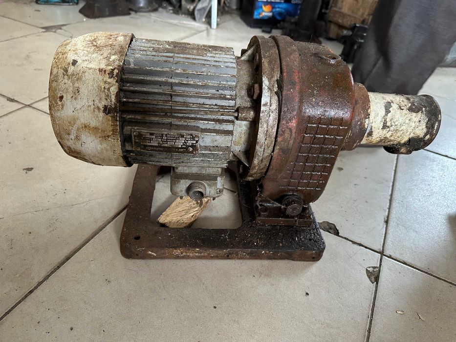 Электромотор - редуктор