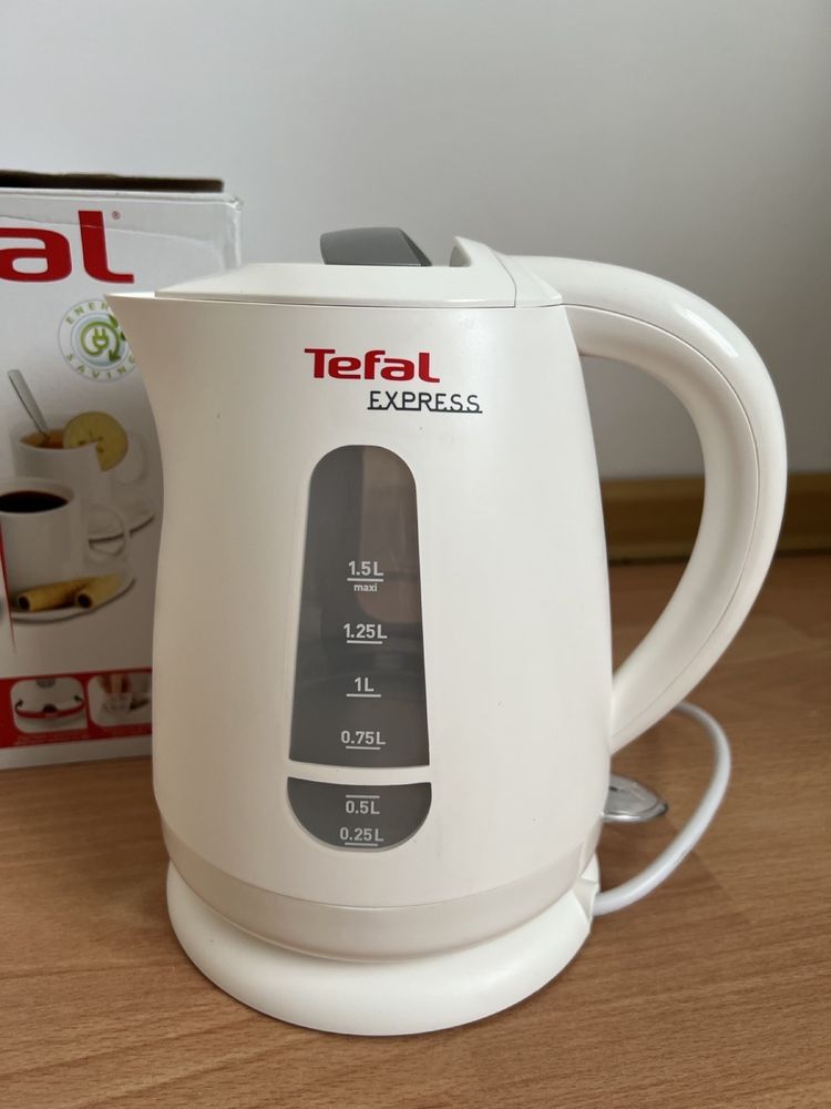 Електрочайник Tefal Express 1,5л