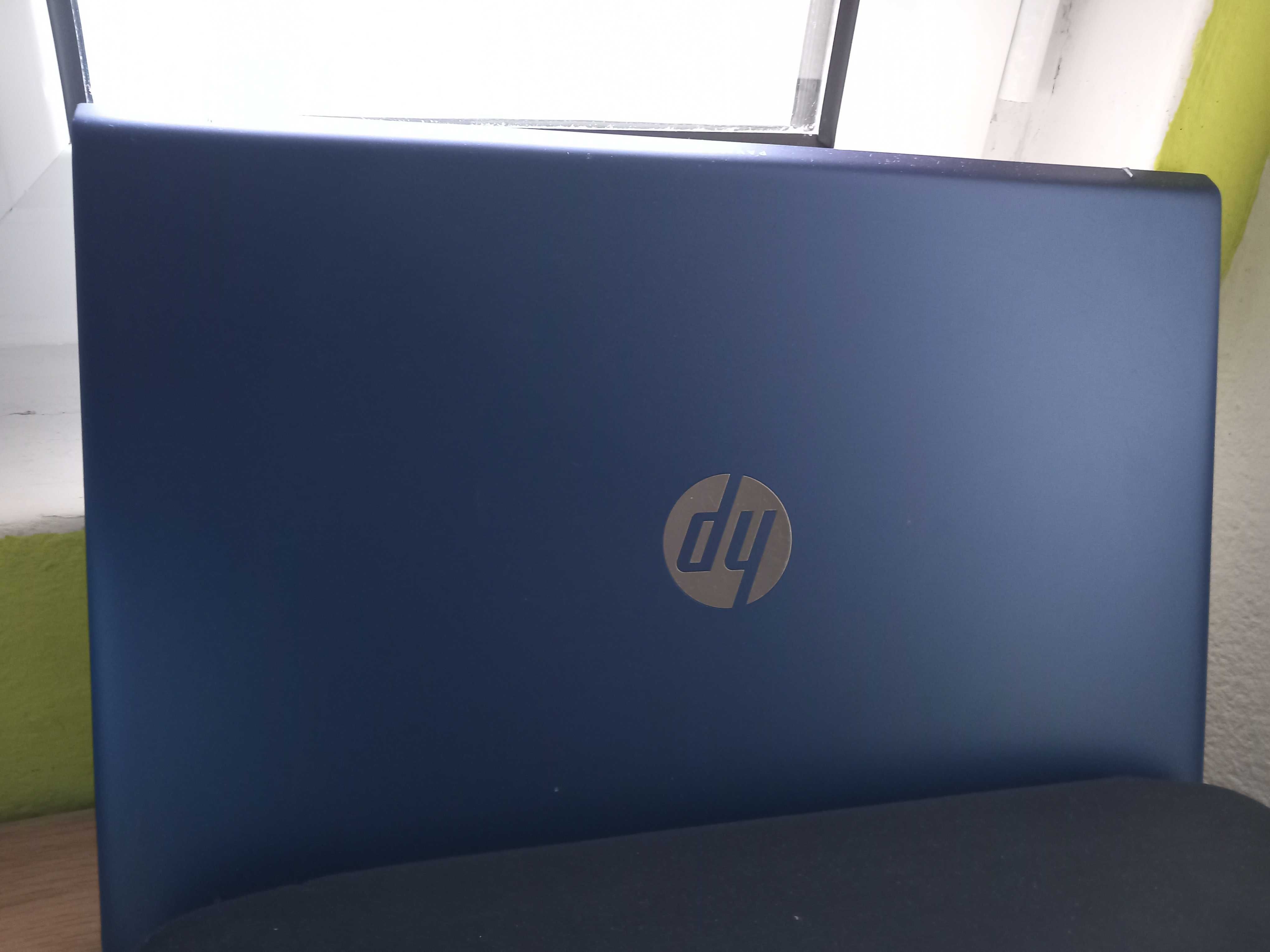 Portátil HP azul