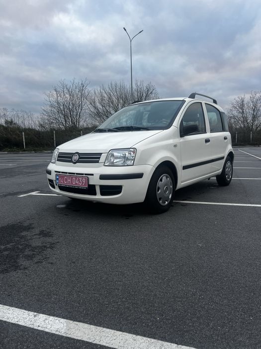 Автомобіль Fiat Panda