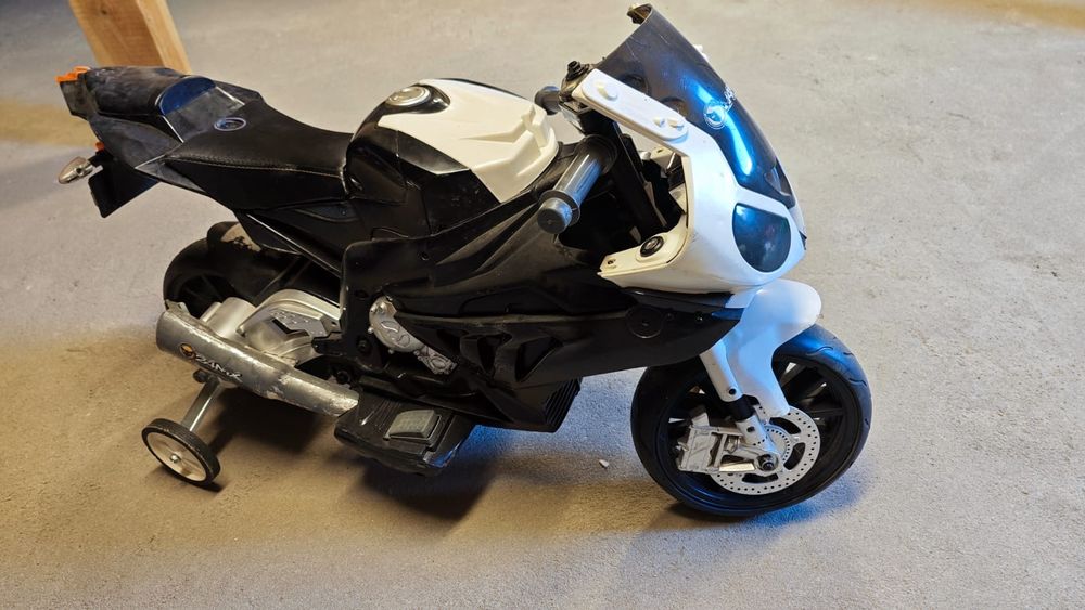 Motocykl na akumulator