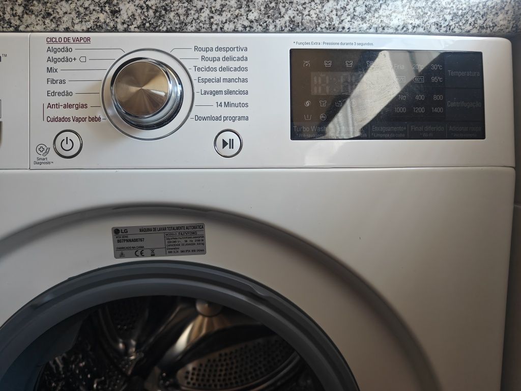 Máquina de Lavar Roupa LG TwinWash F4J7VY2WD (9 kg - 1400 rpm - Branco