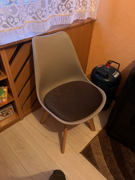 Szare krzesła x2