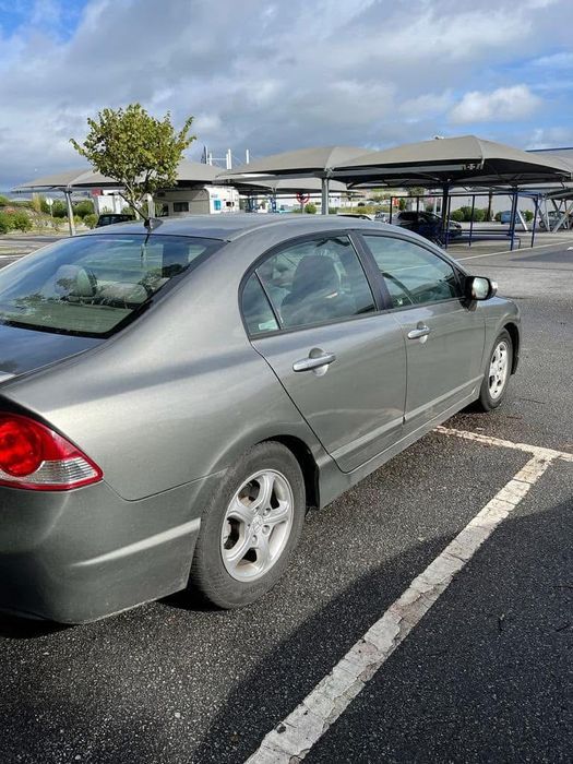 Civic Híbrido 06