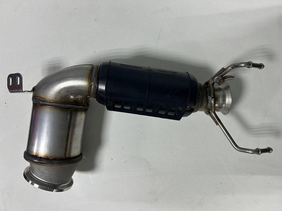 Новий каталізатор BMW 18328642915 (оригінал)