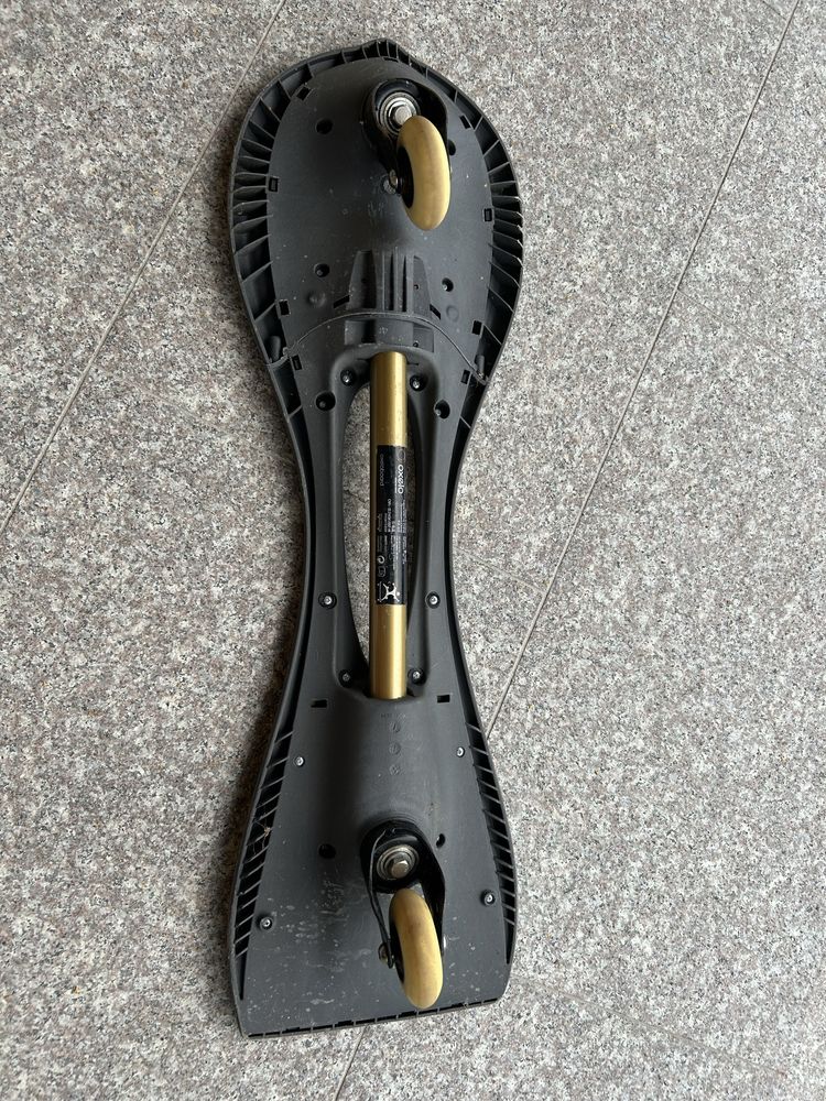Waveboard Oxelo na 2 kółkach