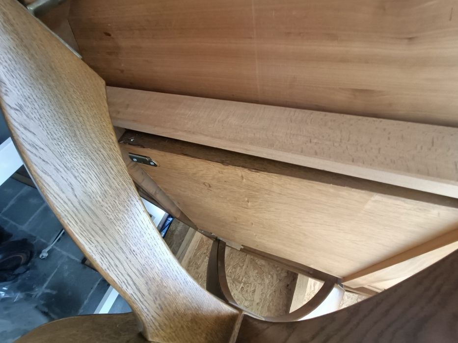 Stół dębowy rozkladany