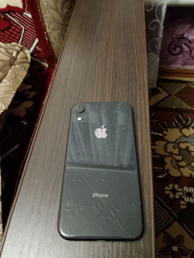 Apple IPhone XR 64 Gb Black 

стан,