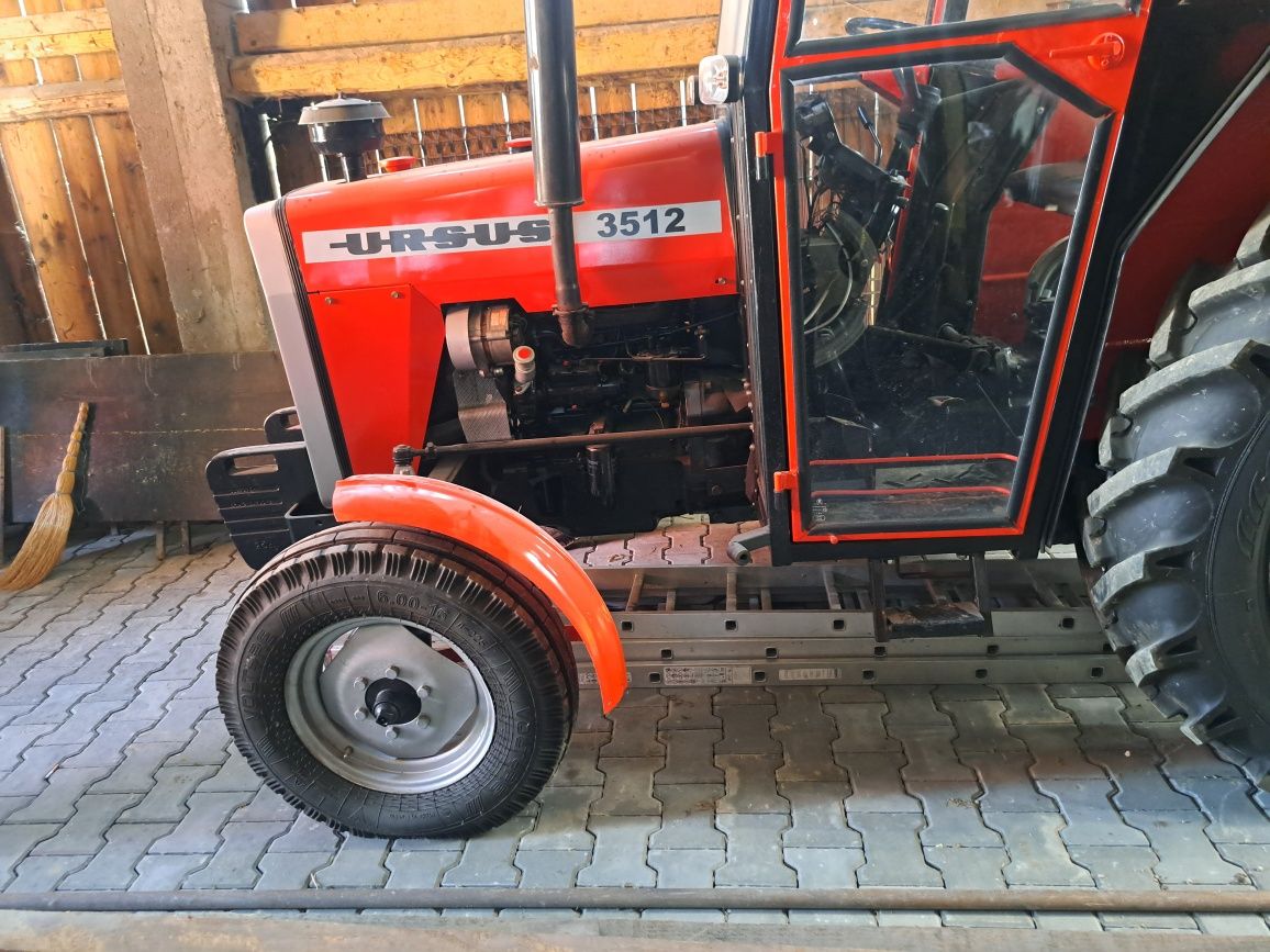 Ursus C330 i 3512