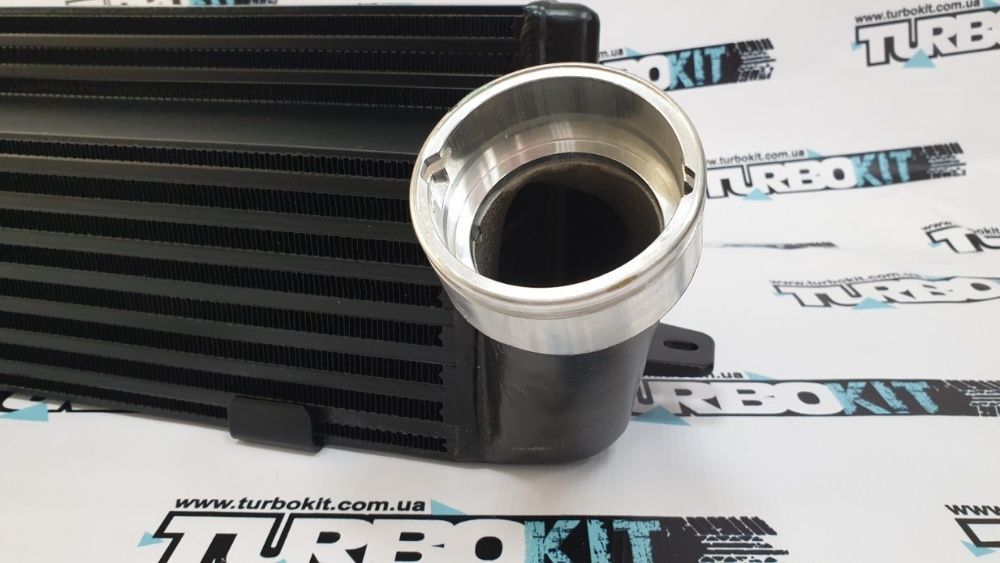 Intercooler BMW E90 E91 E92 E82 E87 E88 E89 интеркулер